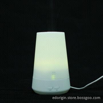 100mL Essential Oil Diffuser with Humidifying Function